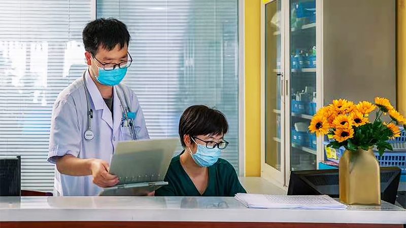 社区养老与机构养老：北京家庭的养老选择解析